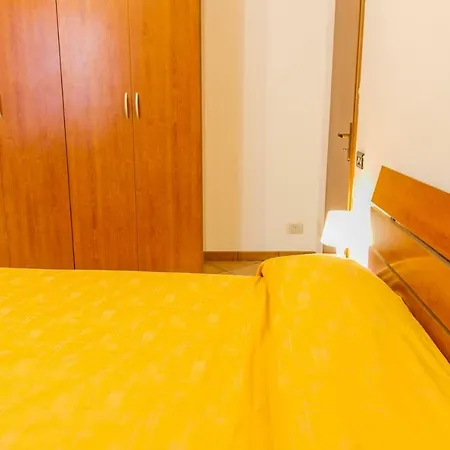 Old Town Apartman *